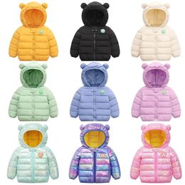 Kurtki moda zima dziewczęta płaszcza odzieży wierzchniej dziecięcej ciepłe topy Baby Boys Kurtki 1-5 Y Chłopcy w dół kurtka dla dzieci płaszcze unisex 231109