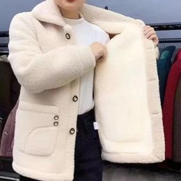 Women's Jackets Velvet Thickened Lamb Fleece Long Sleeve AutumnWinter Mid length Coat Warm for Women 231109