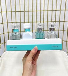 In Stock luxury Brand Women Perfume 30ml with 4pcs 3pcs Set Eau De Parfum Long Lasting Smell EDP Woman Cologne Spray 4 in 1 Kit Fr2685379