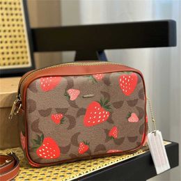 caches crossbody designer bag Strawberry print luxury bag womens c letter shoulder bags Ladies luxurys handbags Fashion Trend Purse Camera Handbag