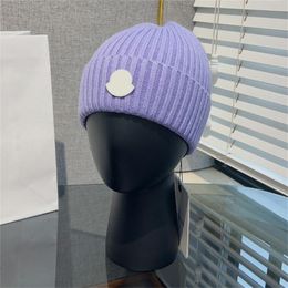 Brand Borderless hat bonnet Classic Designer Beanie Gift Men's and Women's Knitted Letter High Quality Winter Ha