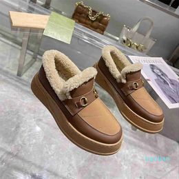 Winter snow boots with wool fine snow boots fashion week features plush warmth comfort and versatility 35-41