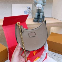 Trendy V-letter designer bag women Crescent hobo bag chian shoulder bags ladies composite leather handabg clutch shoulder wallet crossbody bag female purse 230318