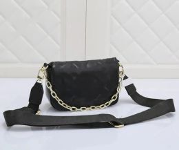 2023 Women designer bag Black Embroidery clutch tote bag WALLET ON STRAP Bubblegram series Thread Bags Designer Chain CrossBody Wallet Purse