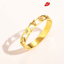 Pulseiras da marca Designer Mulheres Bangle Bangle Jóias de Designer de Luxúria 18K Gold Gold Bated Stoinless Wedding Lovers Bangles Bangles por atacado ZG1163 AP1L