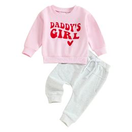 Clothing Sets born Baby Girl Winter Clothes Mamas Girl Heart Print Long Sleeve Sweatshirt Pant Valentine's Day Outfit 231109