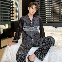 Men's Sleepwear designer in autumn and winter, with a Korean version golden velvet printing that can be worn as an outerwear for casual home wear. Two piece set SE8S