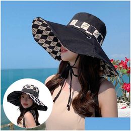 Visors Wide Brim Bucket Hats Ladies Hat Double Sided Wear Fashion Checked Summer Beach Neck Protection Sun Visor Packable Brimmed Fo Dhfeb