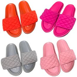 New Fashion Slippers Luxury Designer Sandals Rubber Sole Letter Shoes Outdoor Anti slip One Word Beach Shoes Candy Color Indoor Shoes Couple Casual Vintage Shoes