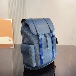 Tasarımcı Kadınlar Moda Öğrenci Sırt Çantası için Kitap Çantası Klasik Büyük Kapasiteli Kitap Çantası Trendi Kadınlar INS STYLE Schoolbag CSD2304102-25