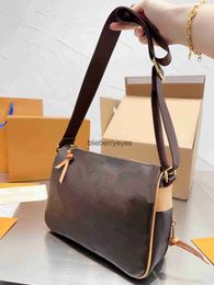 Shoulder Bags Totes andbag luxurious designer bag top quality wide and simple one soulder crossbody bag camera bag fasionableblieberryeyes