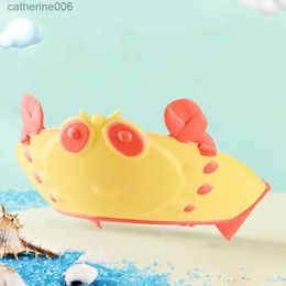 Shower Caps Adjustable Baby Shower Cap Cute Crab Shape Children Wash Hair Shield Shampoo Hat for Baby Bath Ear Protection Safe Head CoverL231113