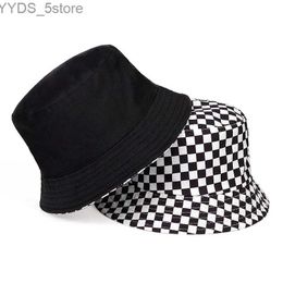 Wide Brim Hats Bucket Hats Unisex Black White Chequered Printing Personality Bucket Hats Fishermen Caps Outdoor Casual Cap Sunscreen Hat YQ231110