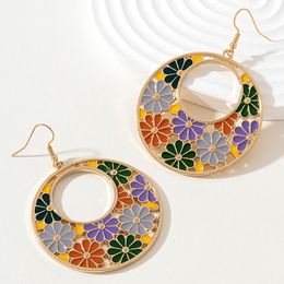 Small and Fresh Hollow Flower Earrings and Earrings, Simple and Popular Round Retro Earrings and Earrings for Women