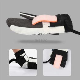 Ski Gloves Ski Gloves Inside Wrist Guard Women Men Professional Snow Snowboarding Snow Card Pocket Winter Warm Waterproof Windproof Gloves zln231110