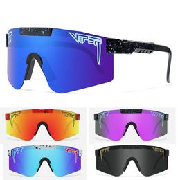 2023 Nuovi occhiali da sole oversize polarizzati a specchio lente ROSSA montatura TR90 protezione UV400 Uomo Sport con custodia