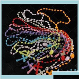 Beaded Necklaces Pendants Catholic Plastic Rosary Religious Jewellery Jesus Cross Crucifix Pendant Night Lumious Necklace Drop Delivery Dh9Ra