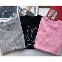 Designer women's clothing 20% off Shirt Family 2023 style chest patch embroidery rabbit round neck sleeve men loose casual T-shirt top women