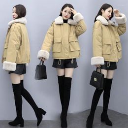 Women's Trench Coats European And American Large Size 2023 Winter Clothing Thickened Lamb Wool Cotton Coat Loose Temperament Short Style