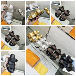 2023 New women designer leather summer sandal slippers foothold ladies black g flat sandal sandal rubber flat shoes bandage platform chunky sandal with box