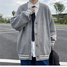 Men s Sweaters 2023 British Retro Cardigan Sweater Korean Harajuku Academic Knitted Pullover Hip Hop Streetwear Loose Knitwear Tops 231110