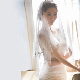 Bridal Veils Elegant Two Layers Short Beaded Veil Handmade Sequins Women Wedding Accessories