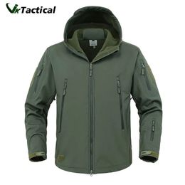 Mens Jackets Military Shark Skin Soft Shell Men Tactical Windproof Waterproof Jacket Army Combat Hooded Bomber Coats 231110