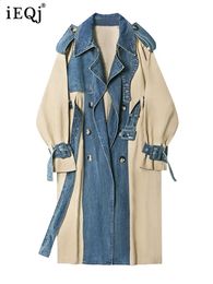 Trench da donna IEQJ Cappotto Denim Cuciture Risvolto Doppio petto Fasciatura Giacca a vento allentata 2023 Primavera Abbigliamento femminile 3W6304 231110