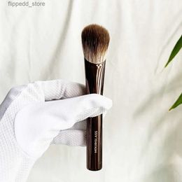 Makeup Brushes Hourglass Makeup Brush - Flat Blush Brush Natural Bristles Cosmetic Brush for Powder Bronzer Blusher Q231110