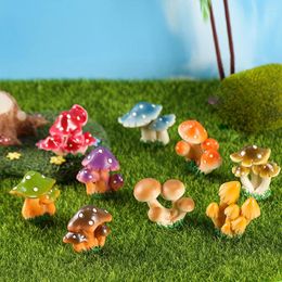 Garden Decorations 1 PC Mushroom Resin Figurines Decorative Miniatures Micro Landscape Doll House DIY Ornaments 2023