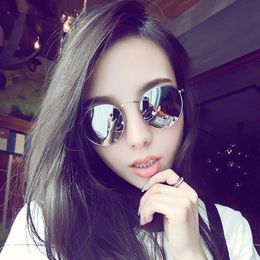 2023 new personality sunglasses fashion trend small face round frame retro sunglasses Colour film fashion glasses bj