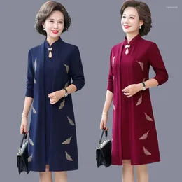 Work Dresses Women Dress Two Piece Suit Spring Autumn Noble Elegant Cheongsam Middle-aged Mother Embroidered Set 5XL E191