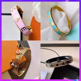 Luxury Jewellery Designer Cuff Bracelets Women Bangle Men 3 Colour 9 Style Brand Wide Wrist 18k Gold Plated Patterned Enamel Stainless Steel