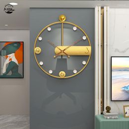 Wall Clocks Gold Clock Modern Design Round Creative Fashion Large Luxury Metal Battery Pointer Reloj De Pared Para Sala A