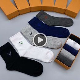 SS Men's Socks Classic Letter Luxury Sports Winter Letter Printing Socks Embroidered Cotton Matching Box Men's Fashion Socks Casual Cotton Printing 1 Box