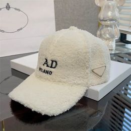 Winter Fluffy Hat Designer Bonnet Beanie Mens Fuzzy P Baseball Caps Womens Lamb Wool Hats Fashion Warm Street Hats unisex snapback cap M