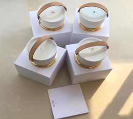 1V Brand Candles Perfumed Candle 220g Scented Bougie Wax Dehors II Neige Feuilles d039Or lle Blanche L039Air du Jardin Long 1532965