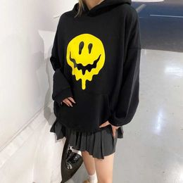 Womens Designer t shirt Shirt High Edition Family Dissolved Smile Face Print Back Finger Skeleton Embroidery Hooded