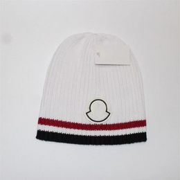 New knitted hat in autumn and winter fashion hip hop hat outdoor warm woolen hat men and women's casual299D