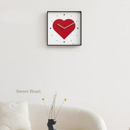 Wall Clocks Red Sweetheart Simple Modern Design Living Room Clock Nordic Creative Love Home Decor Heart Shape