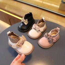 Stivali neonate scarpe in pelle PU 2023 inverno peluche fiocco caldo moda principessa bambini bambini stile coreano Mary Janes