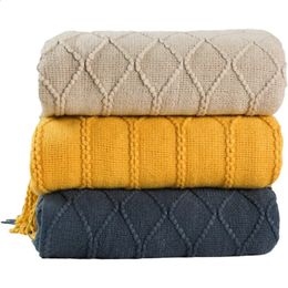 Blankets Inya Knitted Blanket Solid Color Waffle Embossed Blanket Nordic Decorative Blankets for Sofa Bed Throw Chunky Knit Throw Plaids 231109