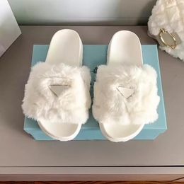 2023 Designer Slippers Fluffy Furry Slippers Wool Slipper Winter Warm Women Slide Comfortable Fuzzy Slides