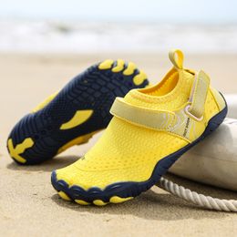 Sneakers Outdoor Children's Wading Shoes Summer Kids Sneakers Mesh Breathable Casual Beach Shoes for Boys Girls Non-slip Soft Sole 230410