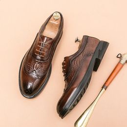 Dress Shoes Luxury Men's Brogue Shoes Men SUIT Shoes Casual Formal Business leather Shoes Men brown Wedding Shoes Italian Dress banquet Shoe 231110