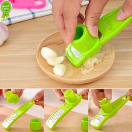 New 1PC Crusher Multi Functional Manual Ginger Grinding Grater Cutter Utensils Garlic Peeler Kitchen Accessories Tools juchiva