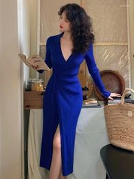 Casual Dresses Vintage Long Sleeve Knitted Dress Women Autumn Sexy V-neck Lace-up One Pieces Clothes 2023 Elegant Slim Party Lady Midi