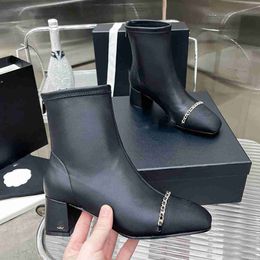 Luxury Designer Boots Leather Ankle Booties Women Fashion Winter Channel Boot Woman Martin Platform Letter CCity fgfdf