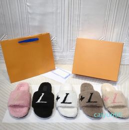 Slippers Luxury Sherpa Sandals Flip Flops Female Slides Alphabet Shoes Plush Autumn Winter Flat Sandals Solid Colour Fuzzy Fluffy Slippers Women Shoes