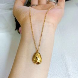 18K Gold Plated Gift Necklace Designer Brand Pendant Necklace Fashion Christmas Jewellery Youth Love Gift Necklace Boutique Womns Long Chain Wholesale